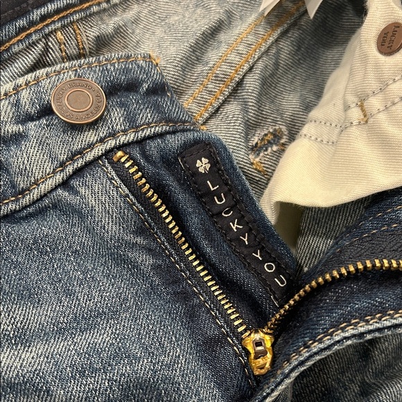 Lucky Brand The Cut Off Women's Frayed Hem Jean Shorts Size 6 / 28 - Picture 7 of 12